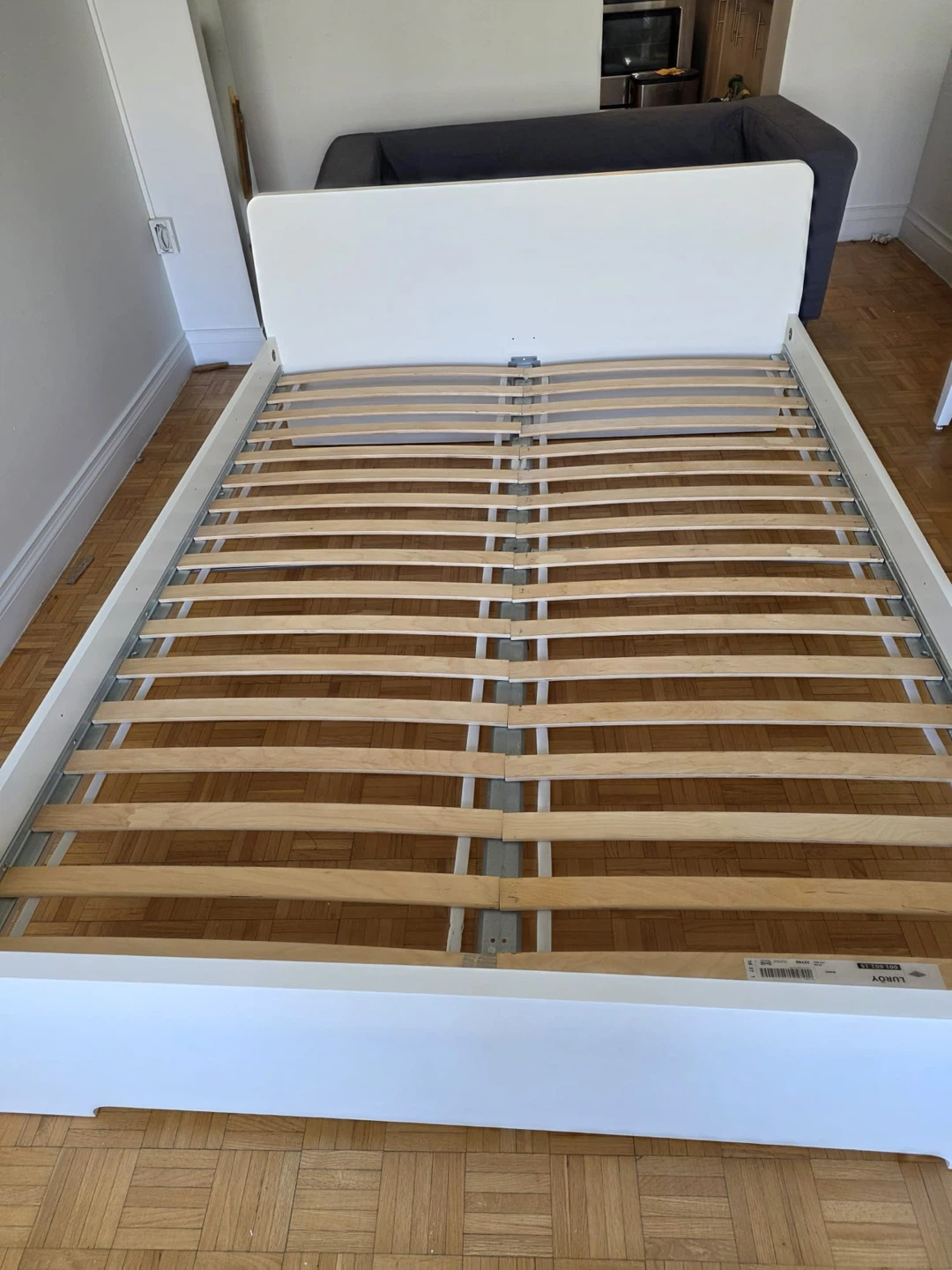 QUEEN Size White Platform Bed Frame with Slats - photo 4