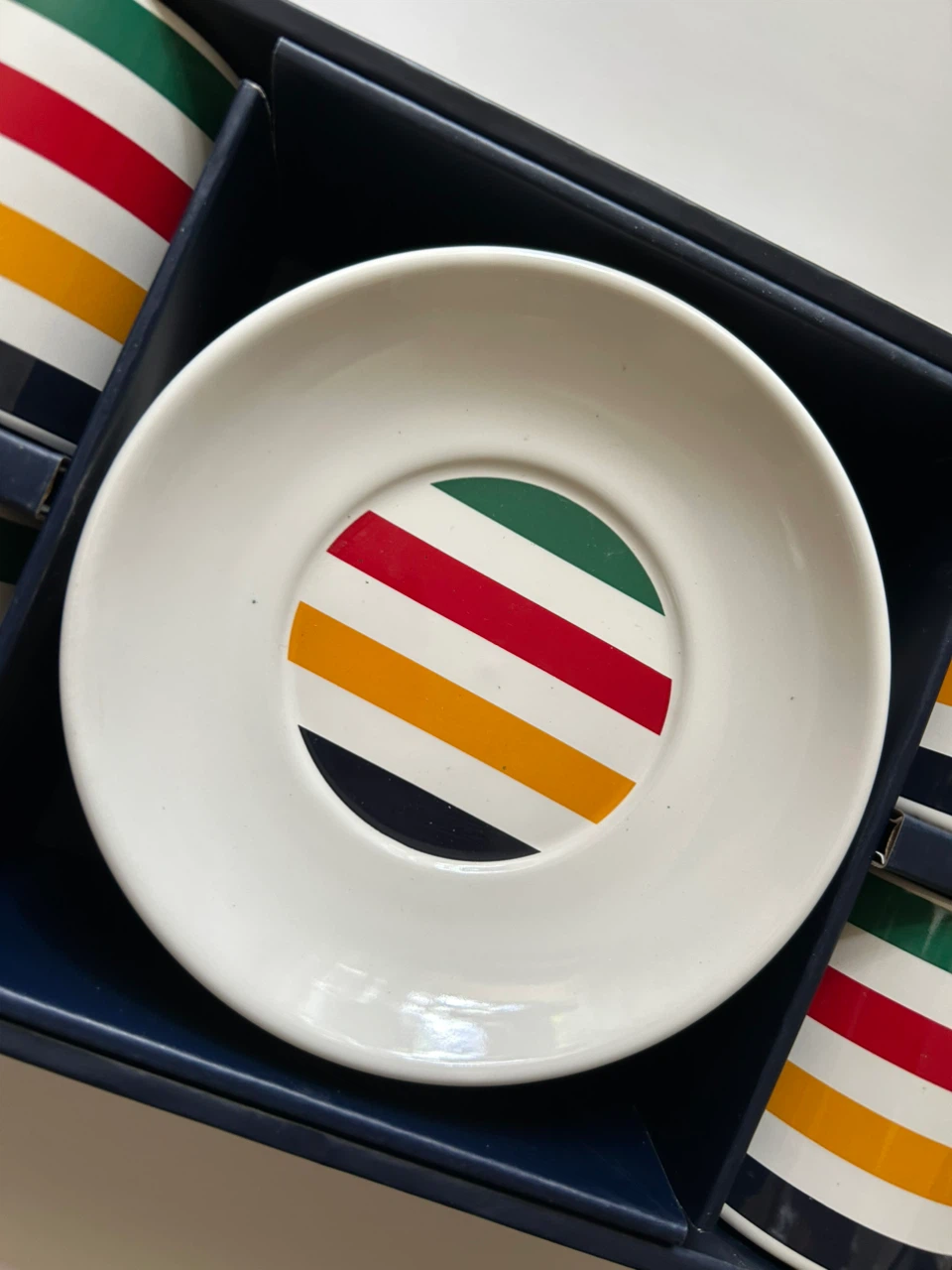Brand New Hudson's Bay (HBC) 8 Pc Espresso Cup Set in Box - photo 3