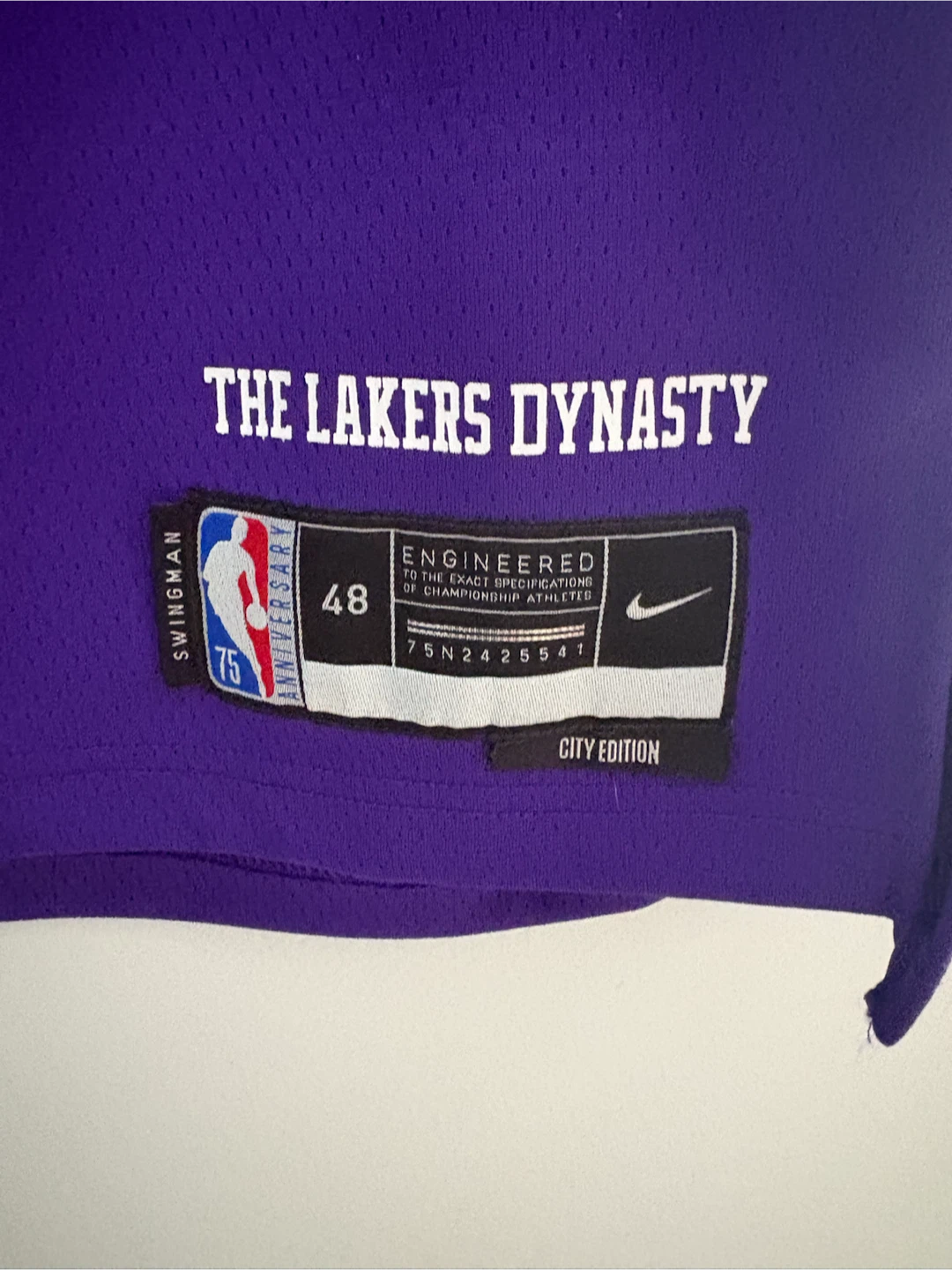 Lakers LeBron James Jersey - photo 3