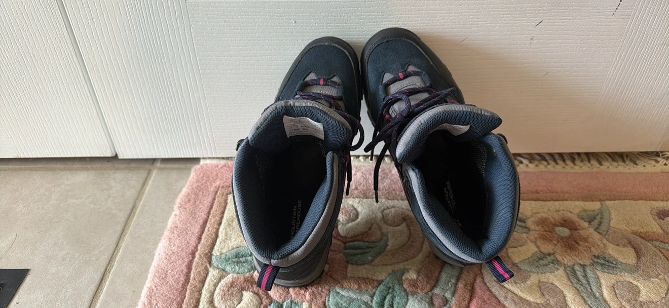 Mountain Warehouse Hiking Boots - Women's Size 8 - photo 5