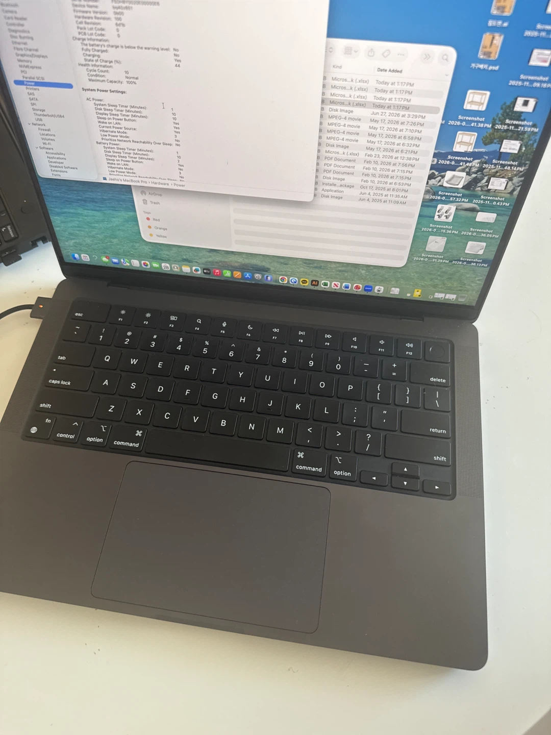 MacBook Pro 14” M3 Pro 18GB / 512GB – Space Black - photo 5