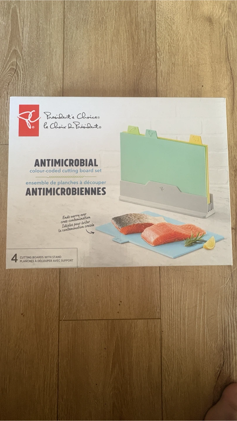 President's Choice Antimicrobial Colour-Coded Cutting Board Set