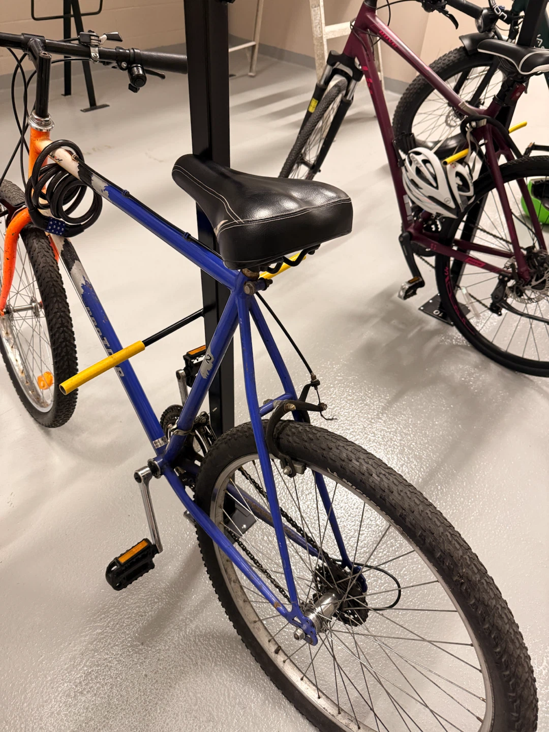 Men's Mountain Bike with an extra tire