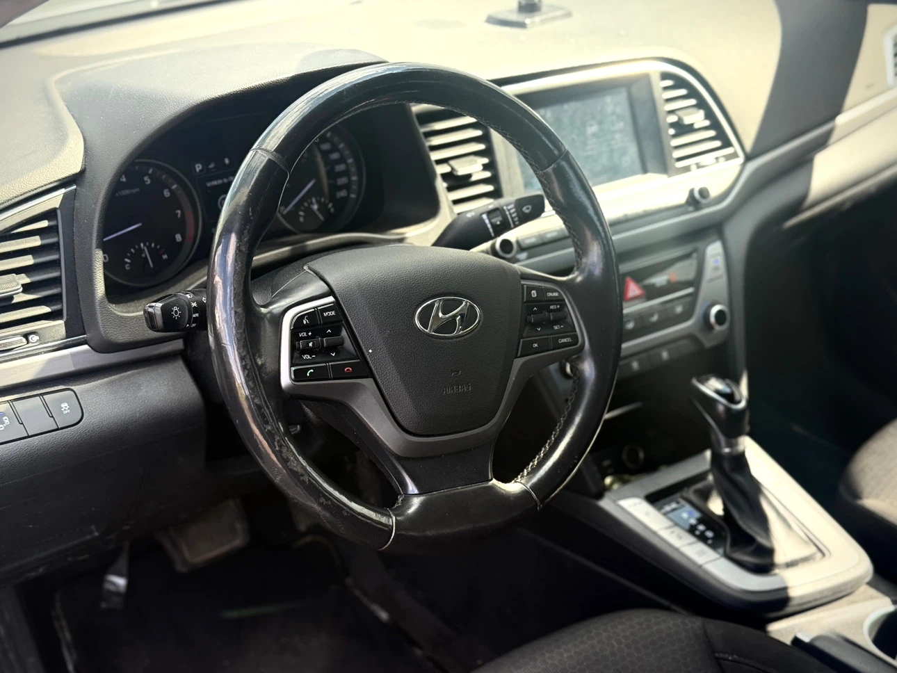2018 Hyundai Elantra GL se - photo 3