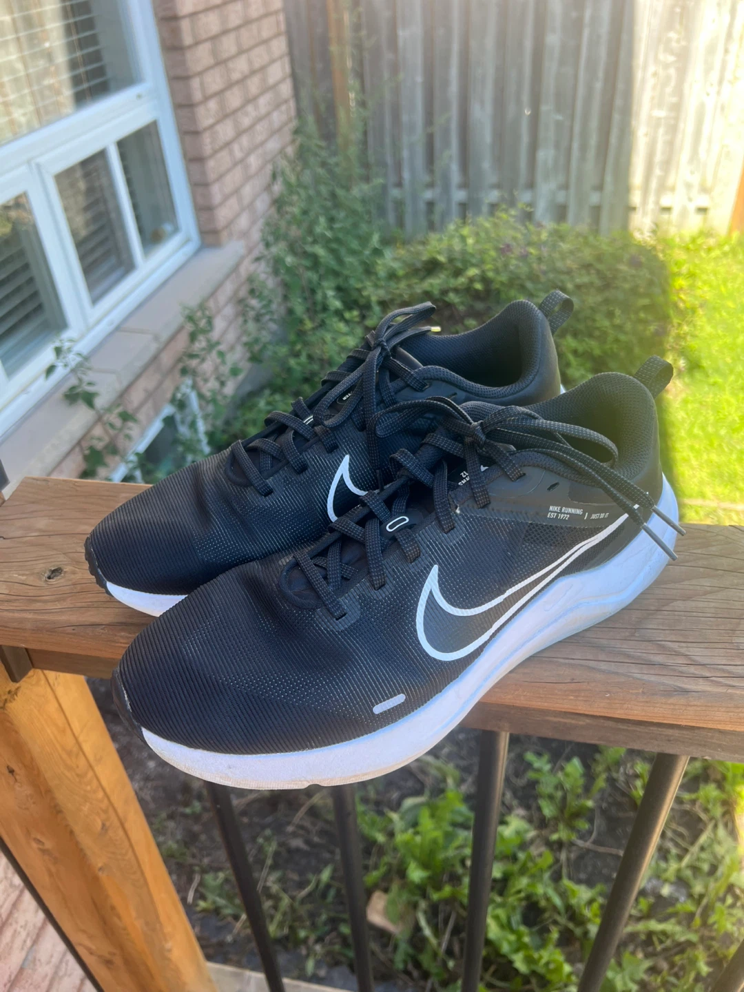 Mens Nike shoes size 11