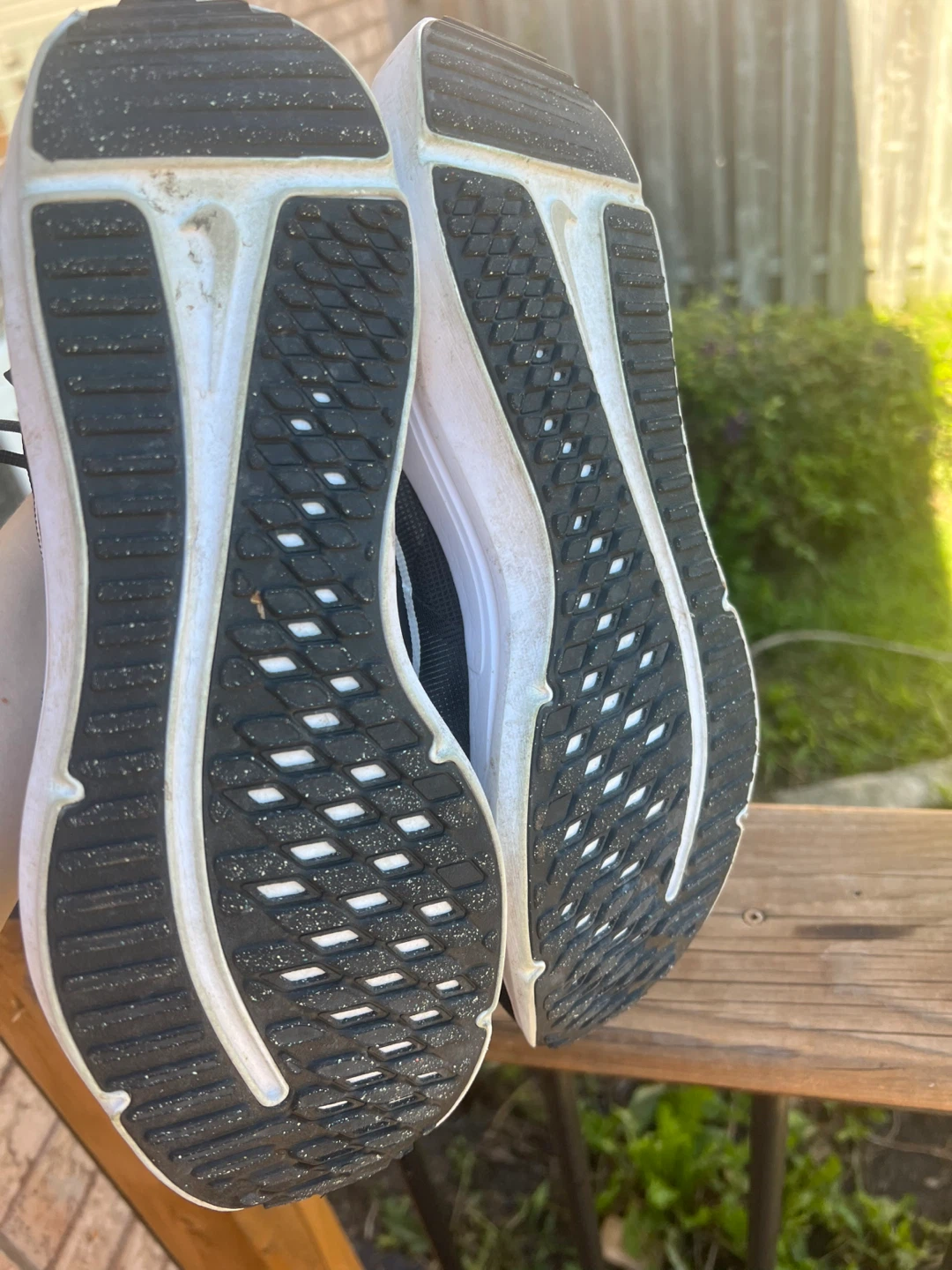 Mens Nike shoes size 11 - photo 3