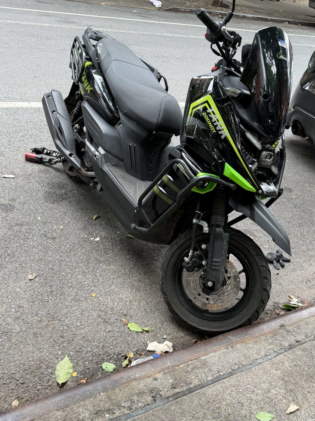 ZOOMWAY TANK Scooter