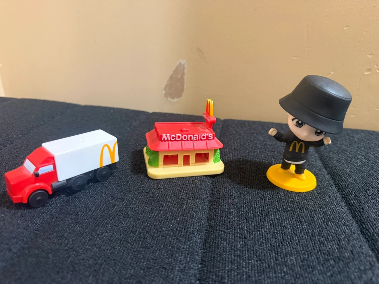 McDonald's Happy Meal Toys Set - photo 2