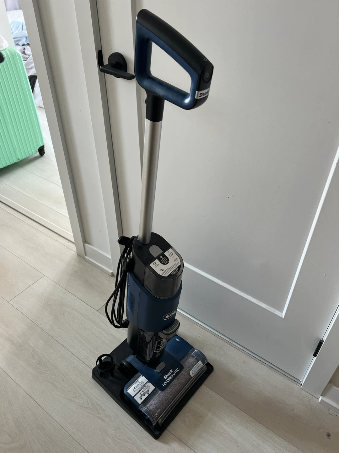 Shark HydroVac Hard Floor Cleaner