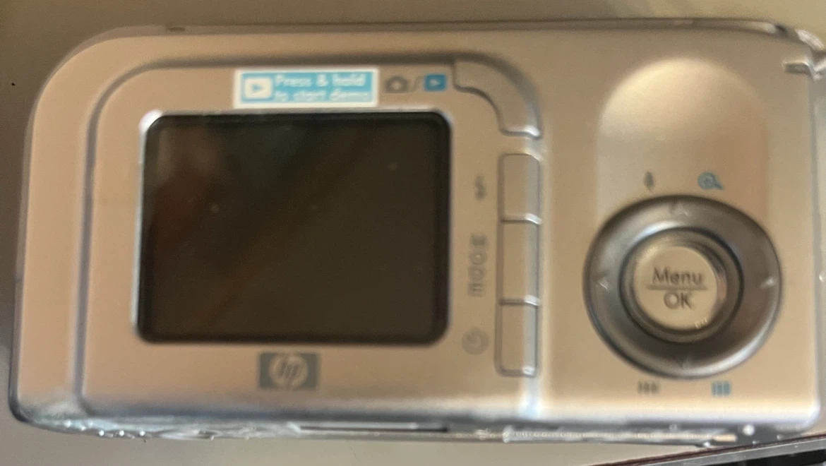 HP Photosmart M22 Digital Camera - photo 3
