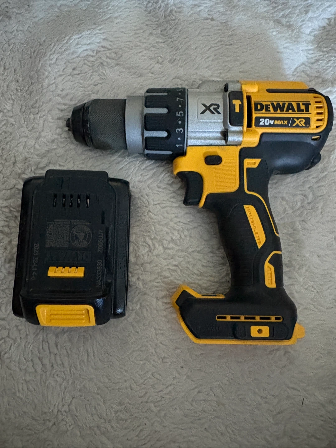 DeWalt 20V MAX XR Brushless Drill with 3.0 Ah Battery