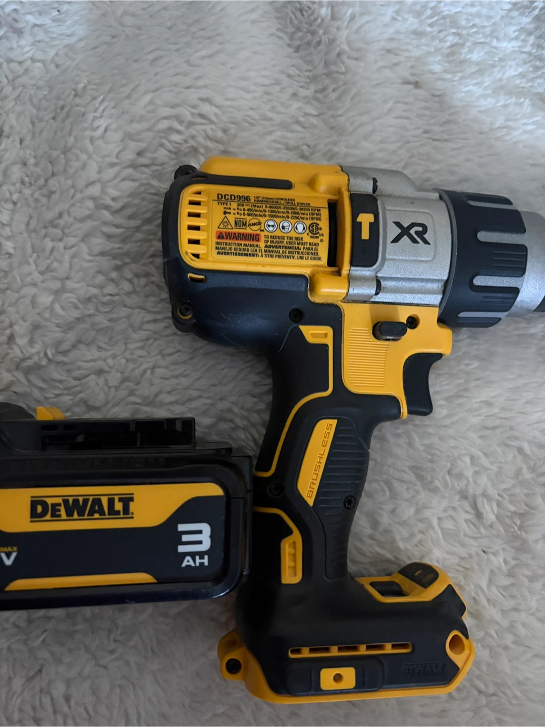 DeWalt 20V MAX XR Brushless Drill with 3.0 Ah Battery - photo 2