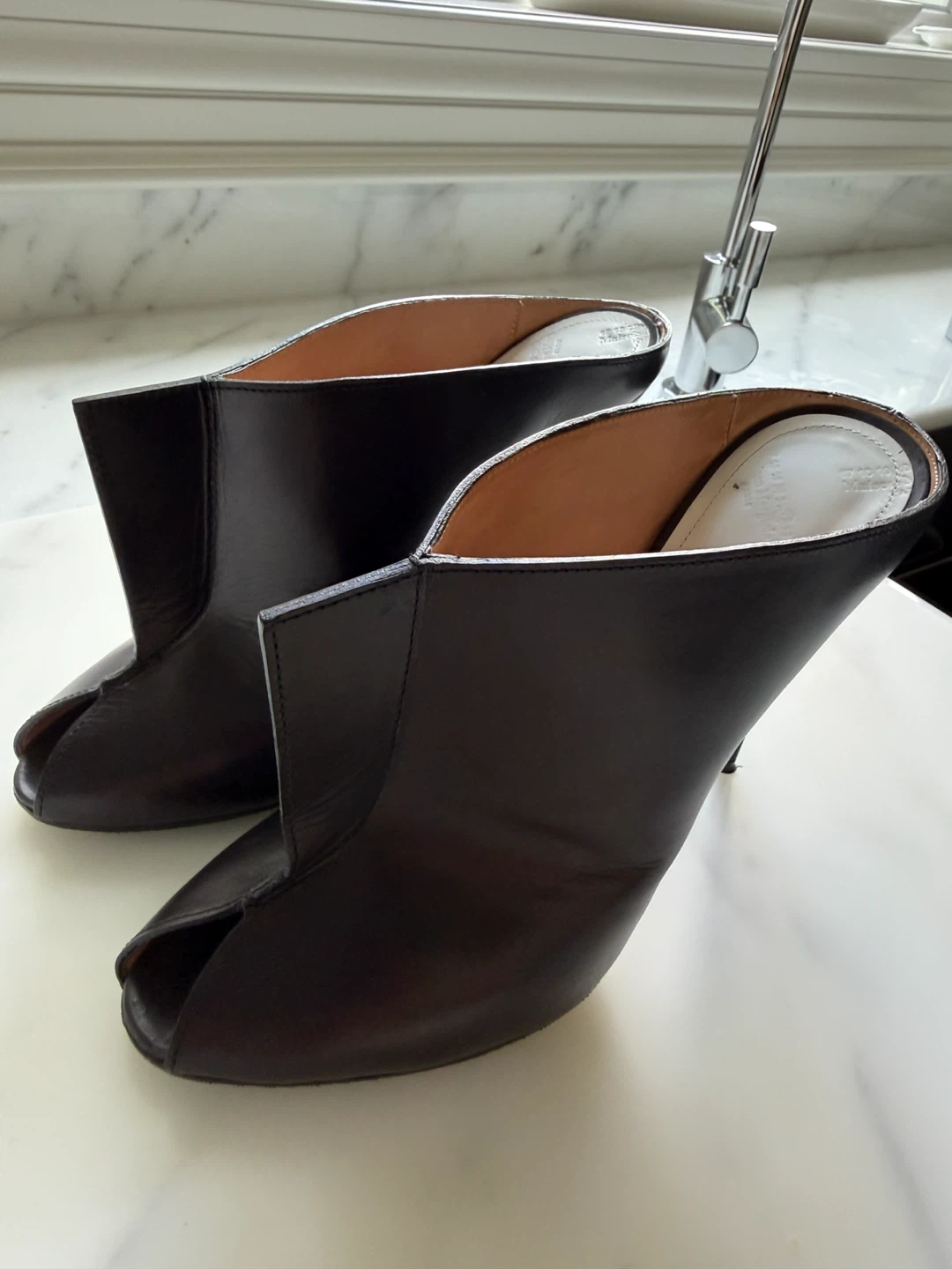 Maison Margiela Black Leather Mules Size 40 - photo 3