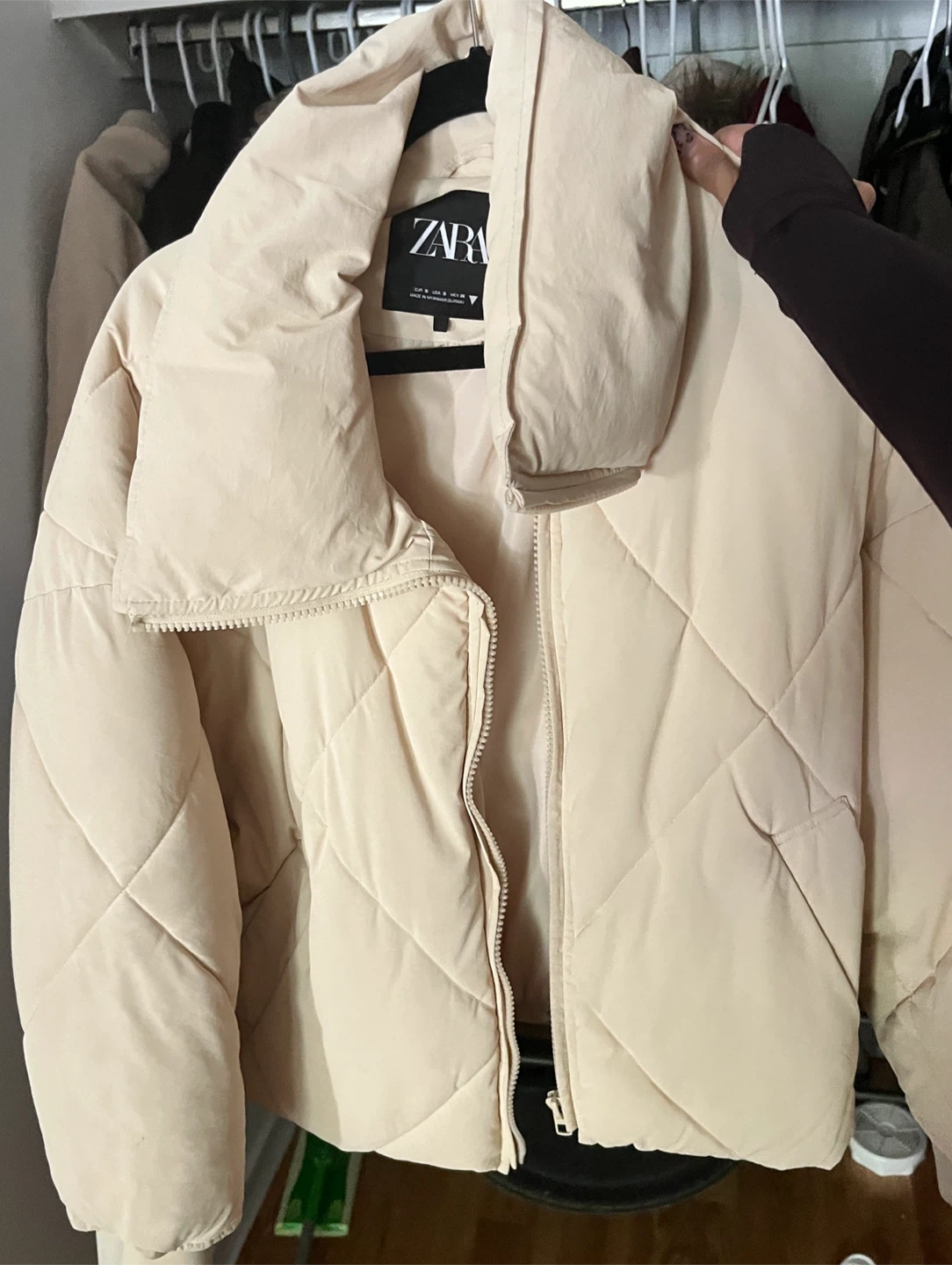 Zara Puffer Jacket