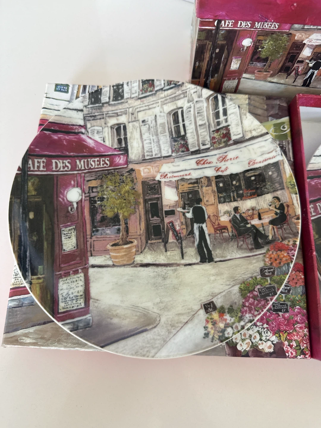 Cafe de Paris Mug and Plate Set - photo 2