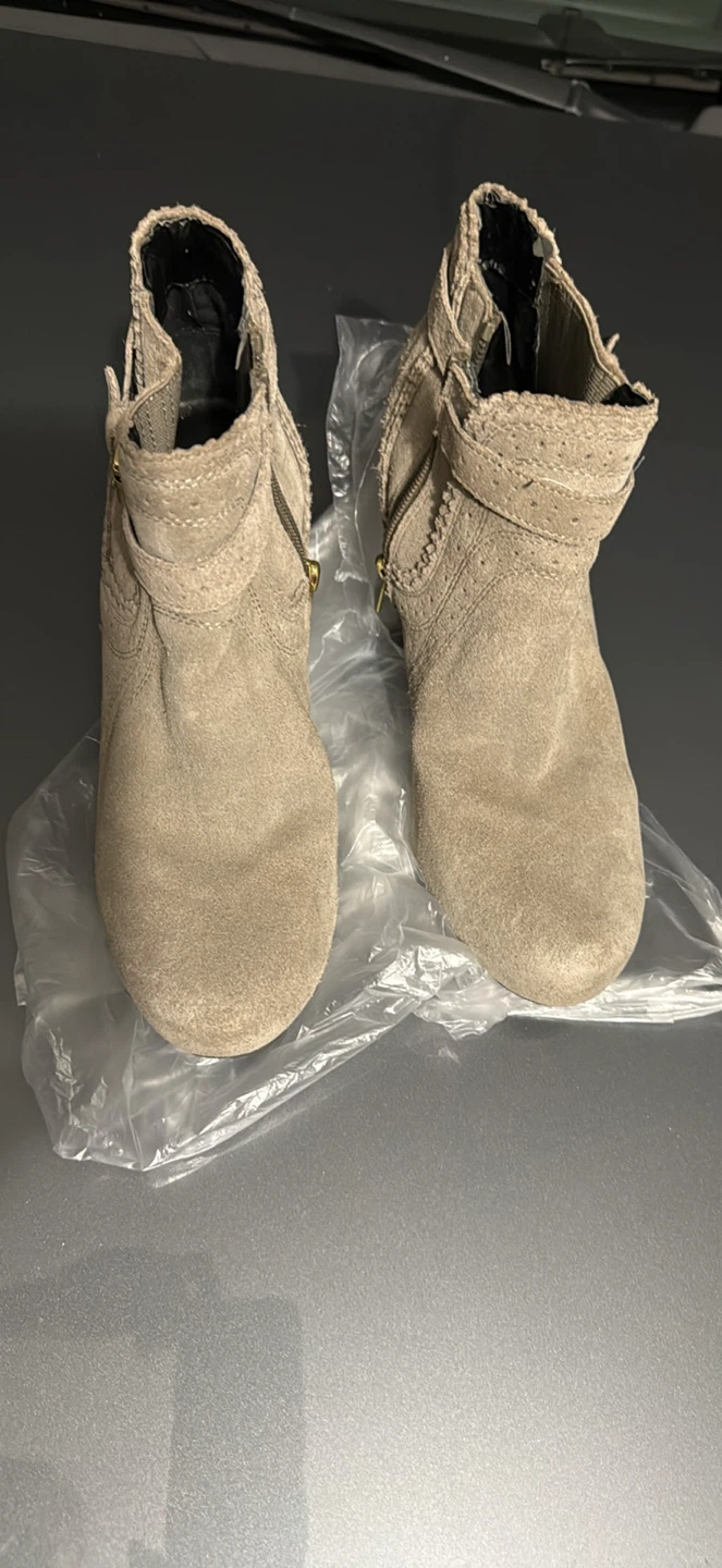 Women's Tan Suede Wedge Ankle Boots