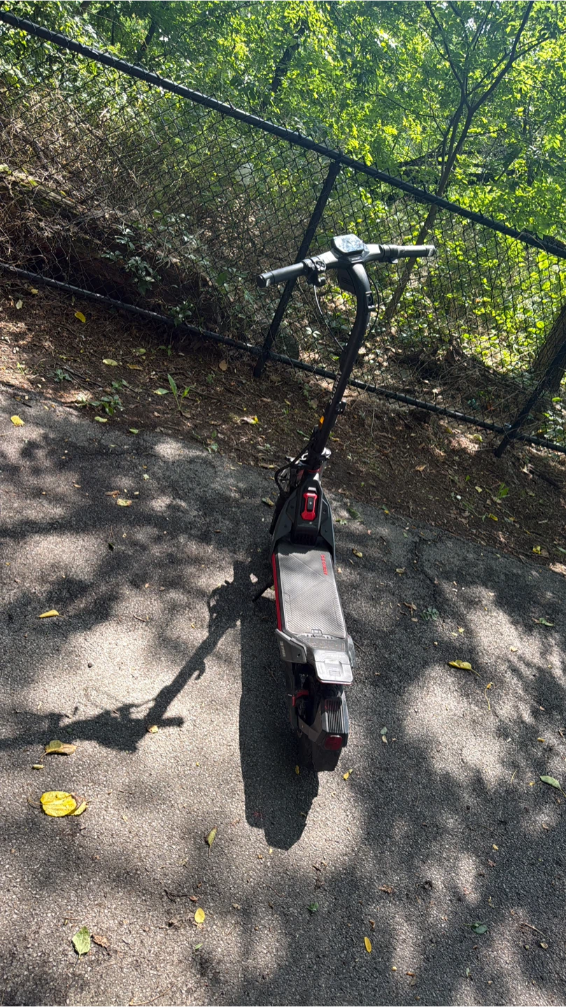 Segway GT Electric Scooter - photo 3