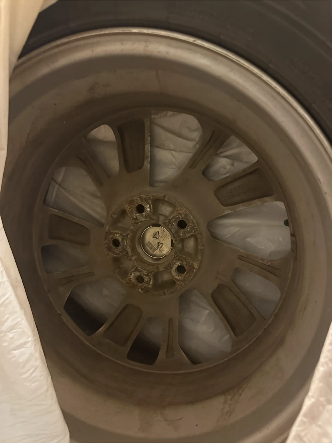 Summer Tires + Hyundai Rims - photo 2