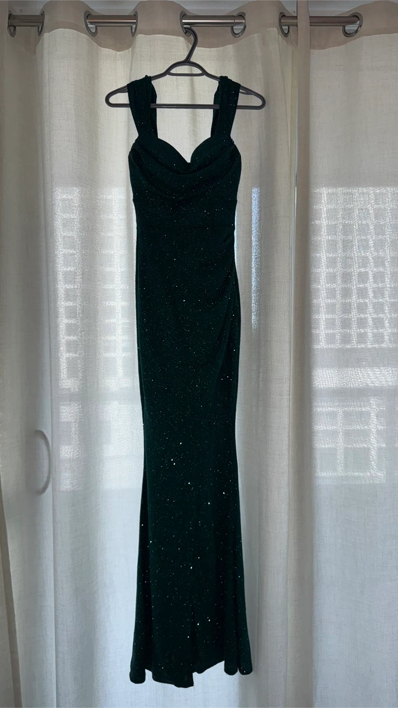 Emerald Green Sparkly Gown - photo 3