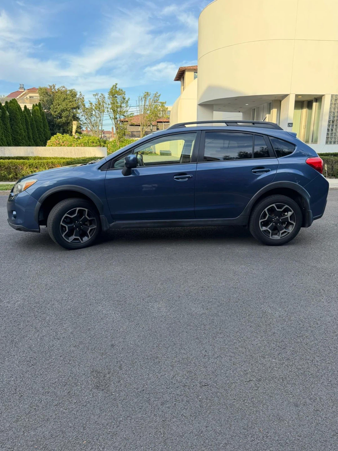 Blue Subaru Crosstrek - photo 3