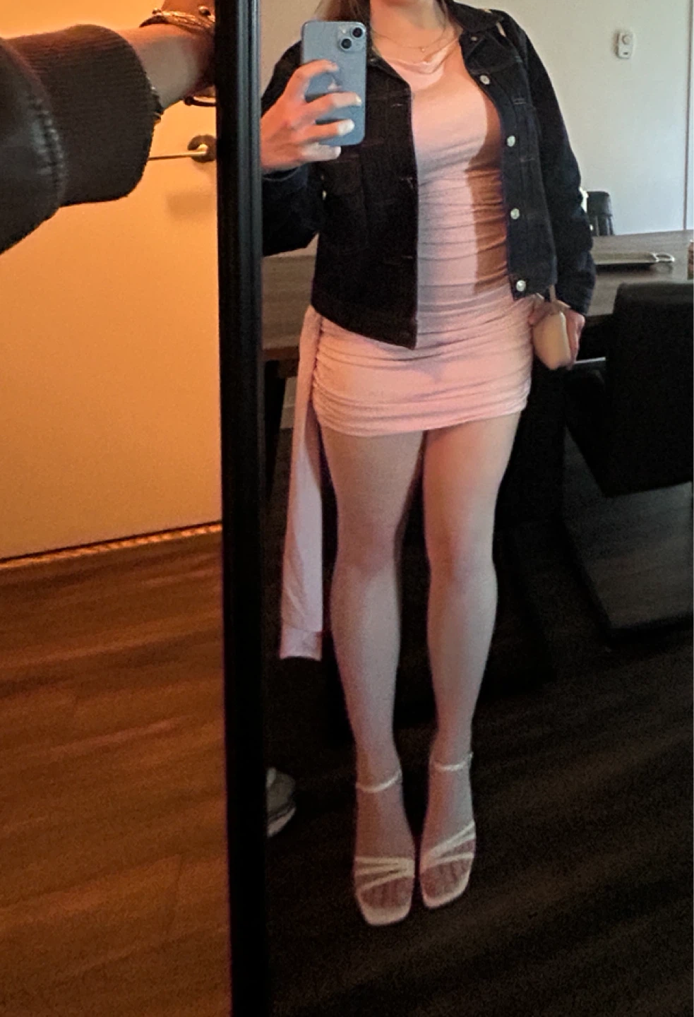 Dynamite Pink Ruched Midi Dress - photo 5