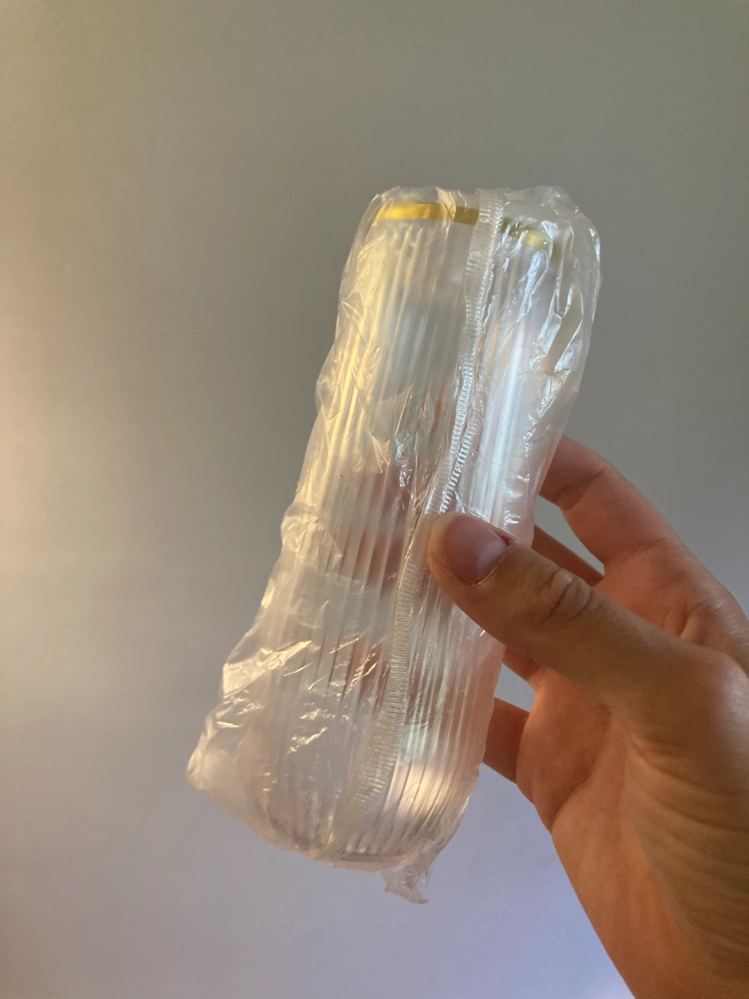 MOVING SALE : 35 Elegant Plastic Flutes with Gold Rim - photo 4