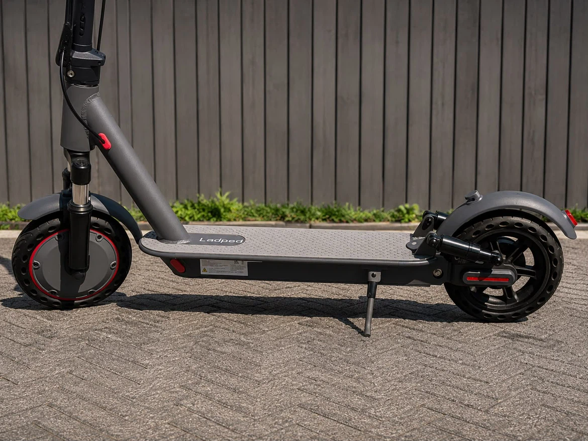 Ladpad Electric Scooter - photo 3