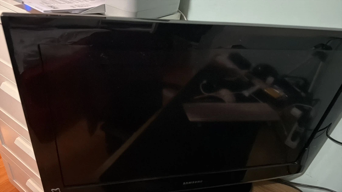 Samsung Television 32”