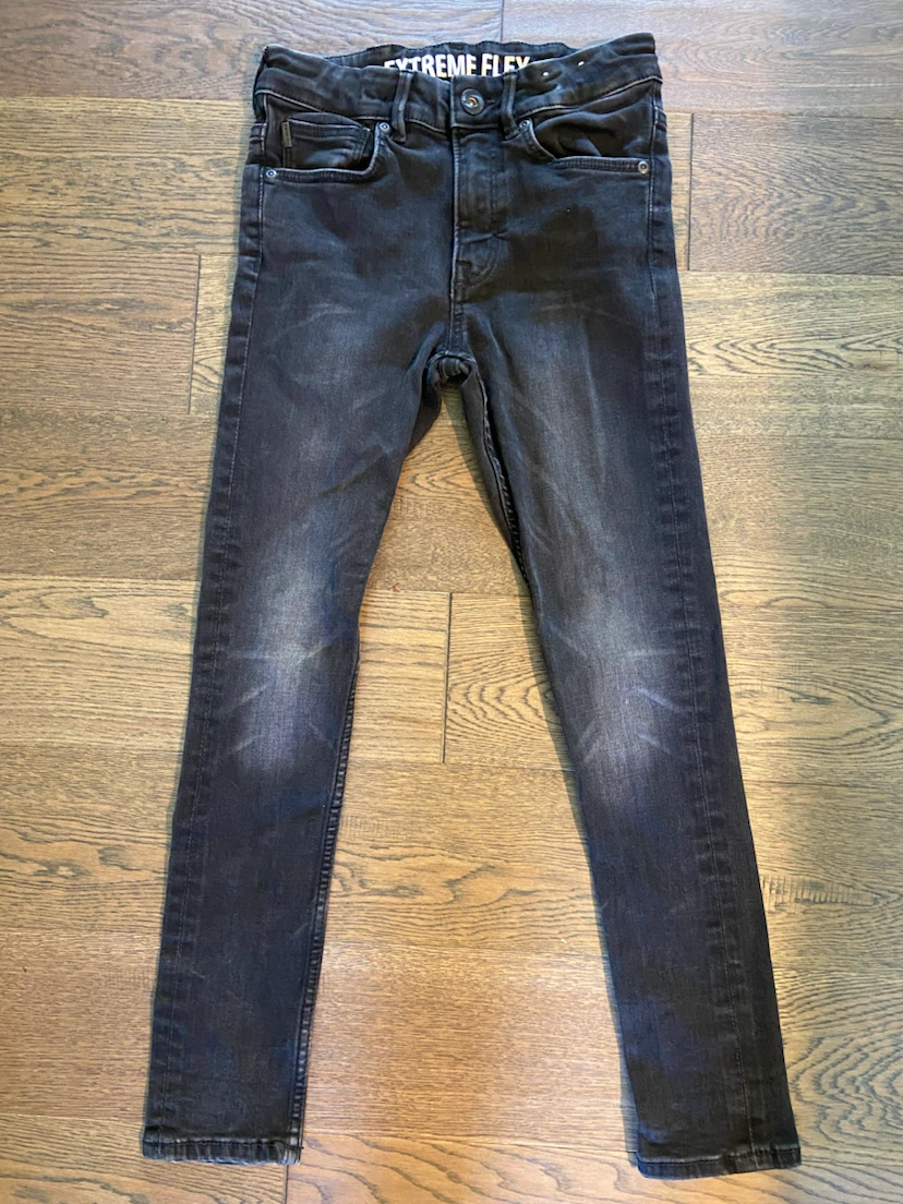 EUC: H&M & Denim Kids Blk Extreme Flex Skinny Jeans 9-10 yrs