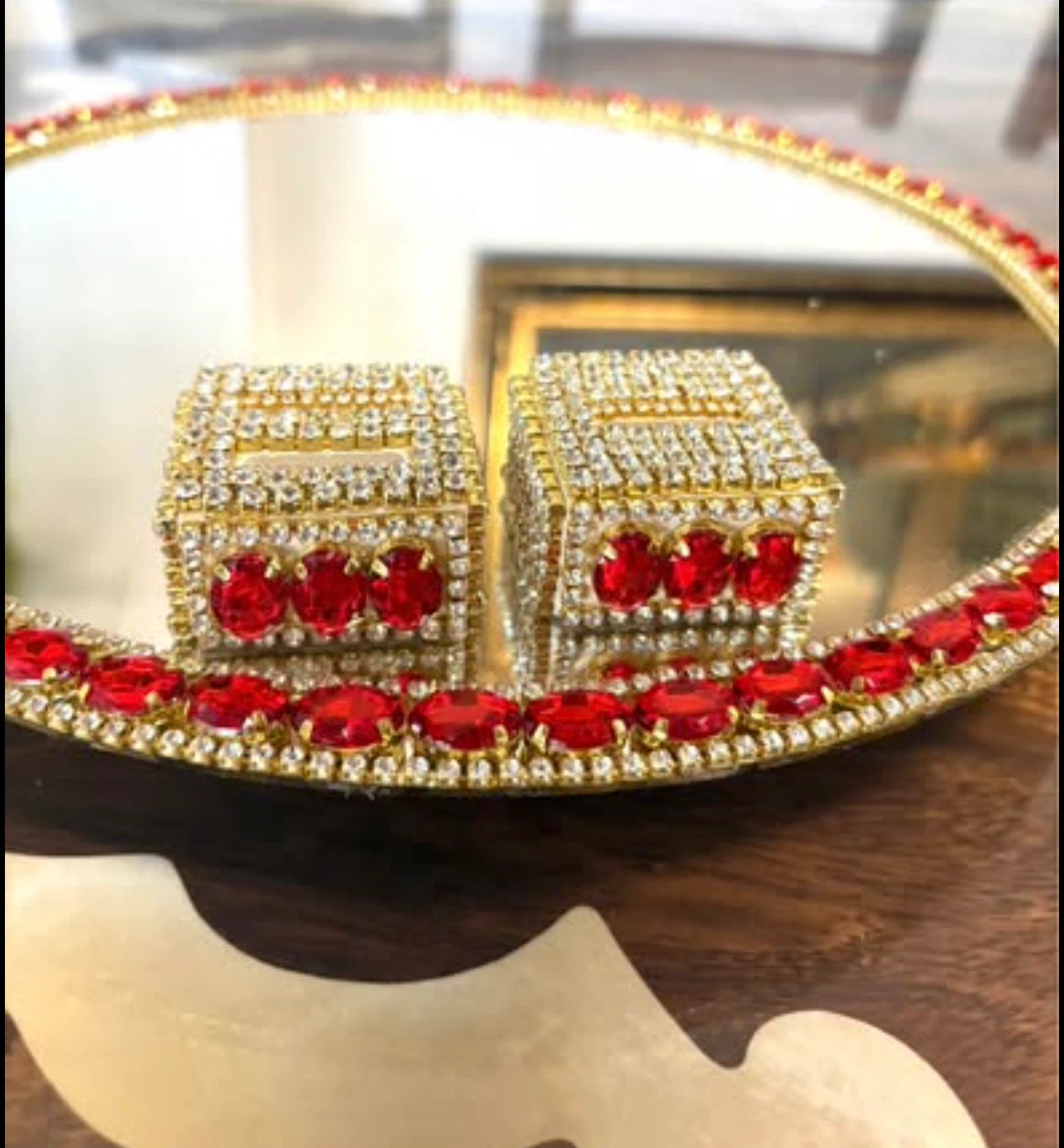 Mirror tray with red beads and gold rhinestones - photo 2