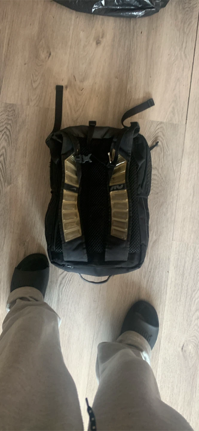 Nike Black Backpack - photo 2