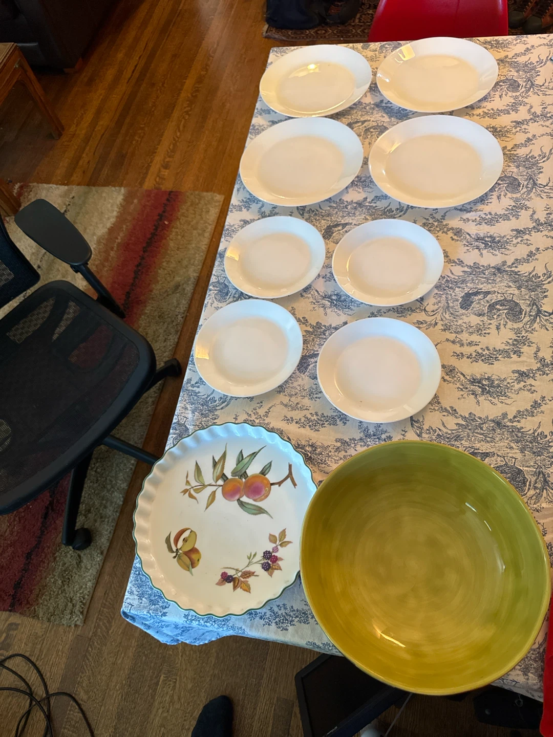 Serving Bowl and Plates Set (Read Description First)