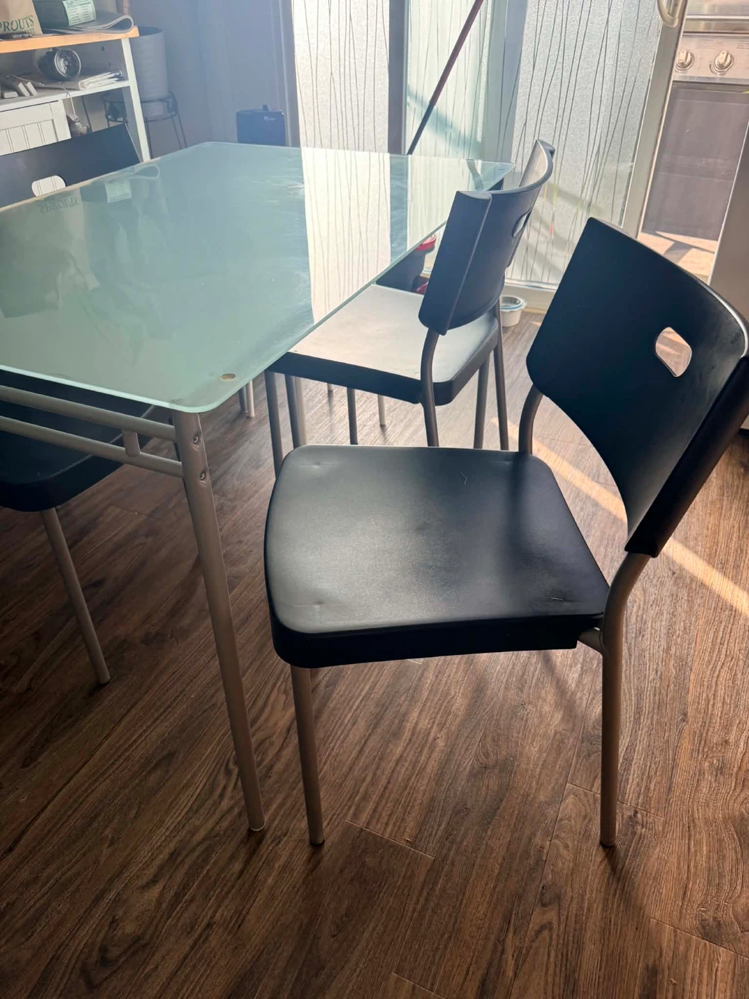 Ding table ang chairs - photo 2