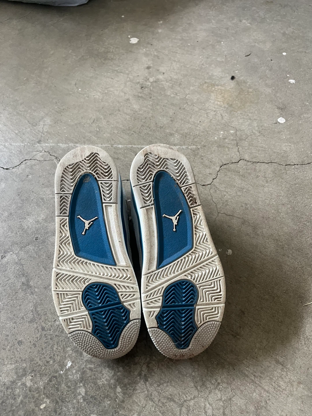Air Jordan 4 Retro White/Blue Sneakers - photo 2