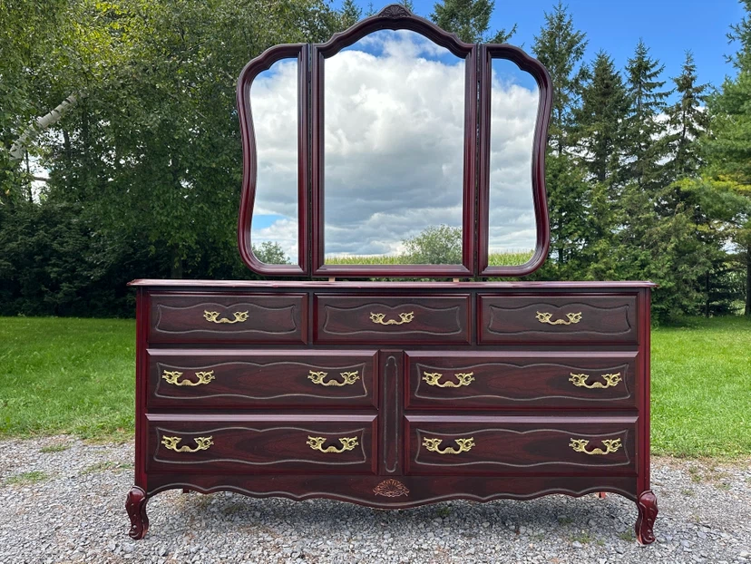 Vintage A.P French Provincial Dresser  CAN DELIVER)