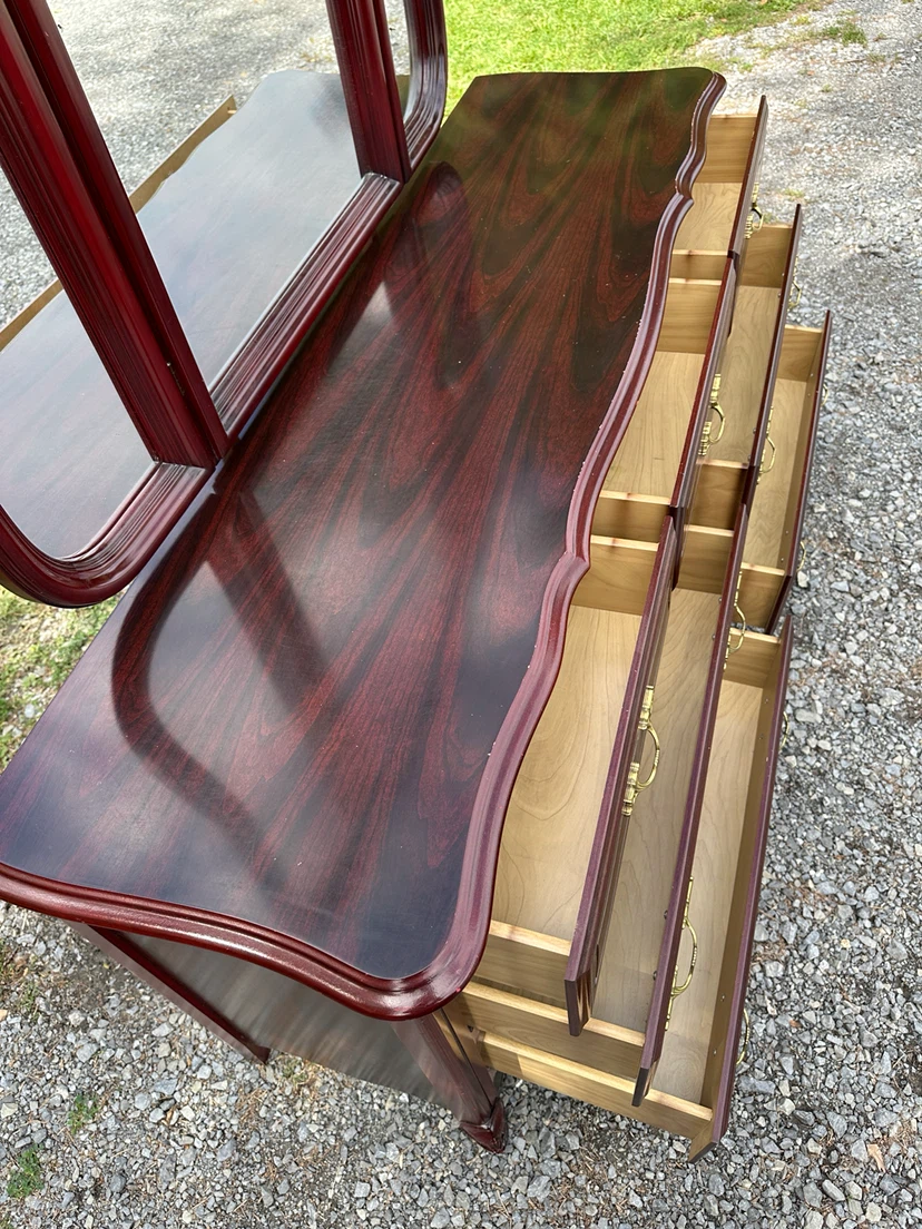 Vintage A.P French Provincial Dresser  CAN DELIVER) - photo 5