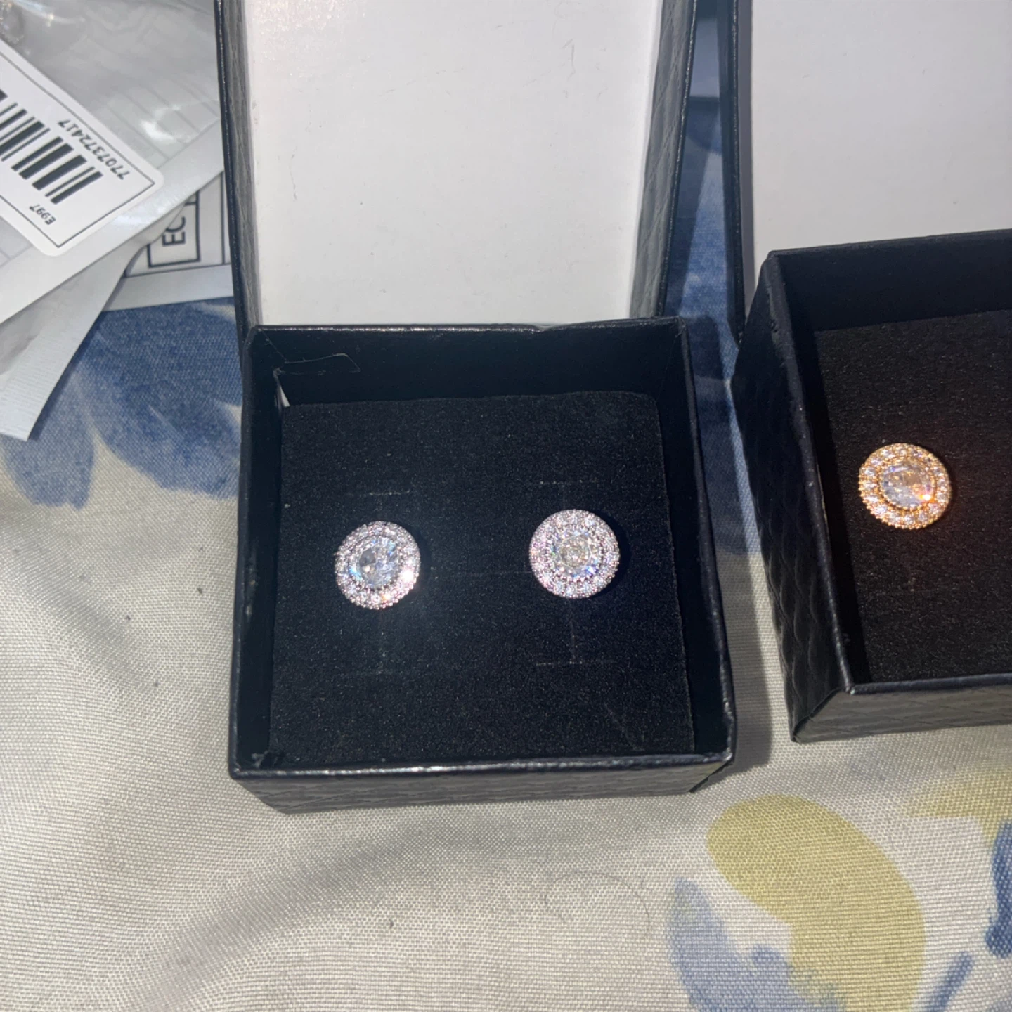 VVS Moissanite Stud Earrings - photo 2