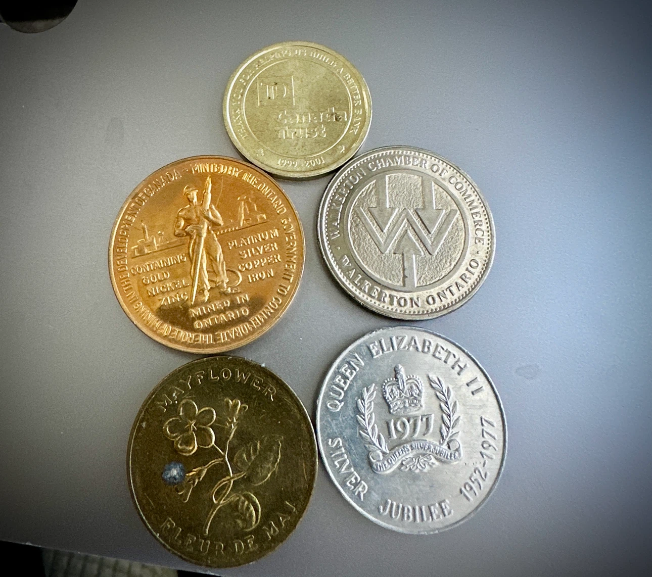 Old Canadian Commemorative Coins - photo 2