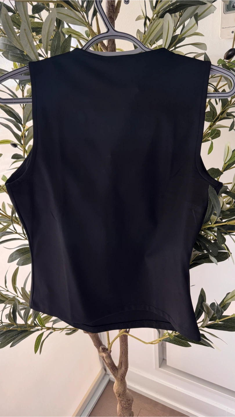 MNG Black Sleeveless V-Neck Top - photo 4