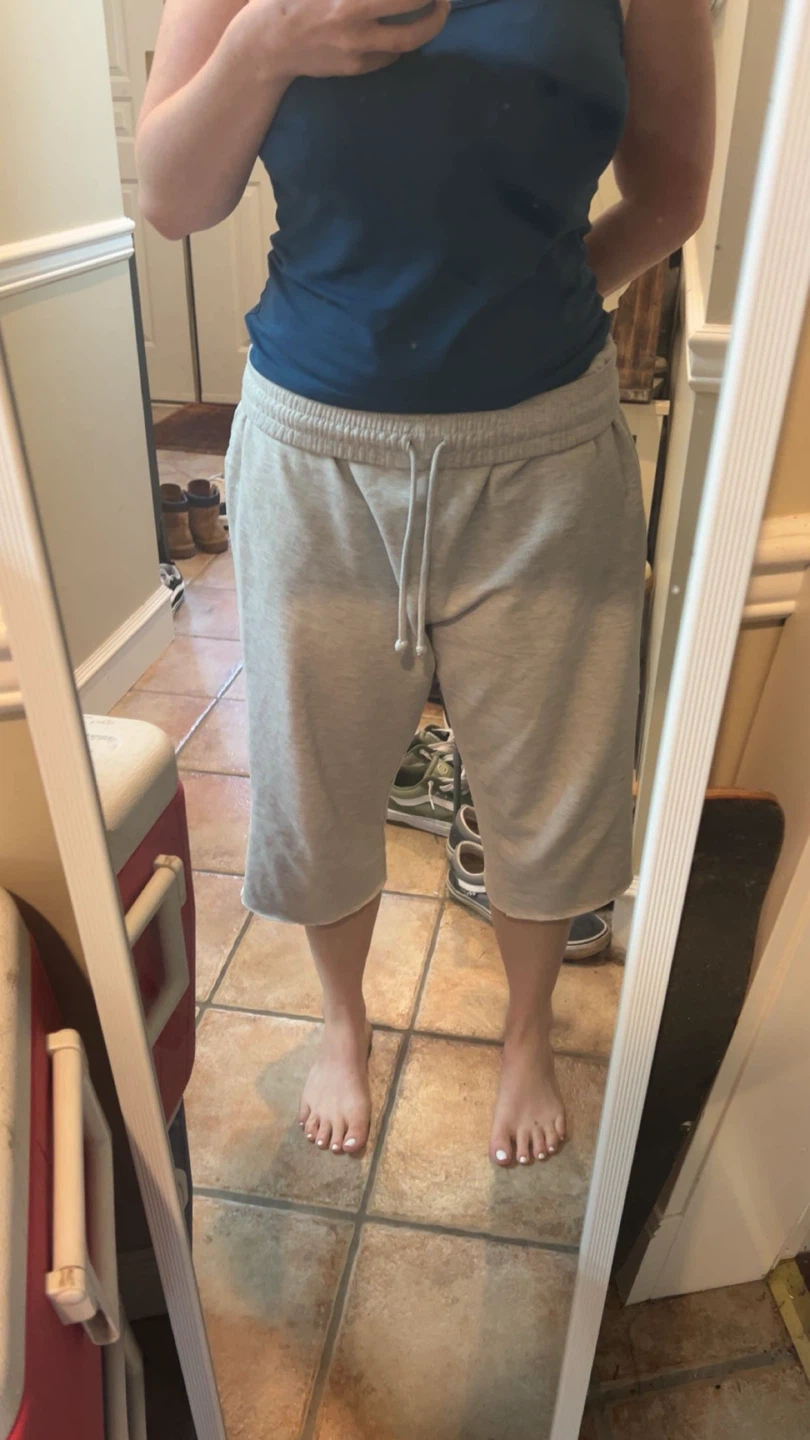 Light Grey 3/4 Sweat Shorts - photo 3
