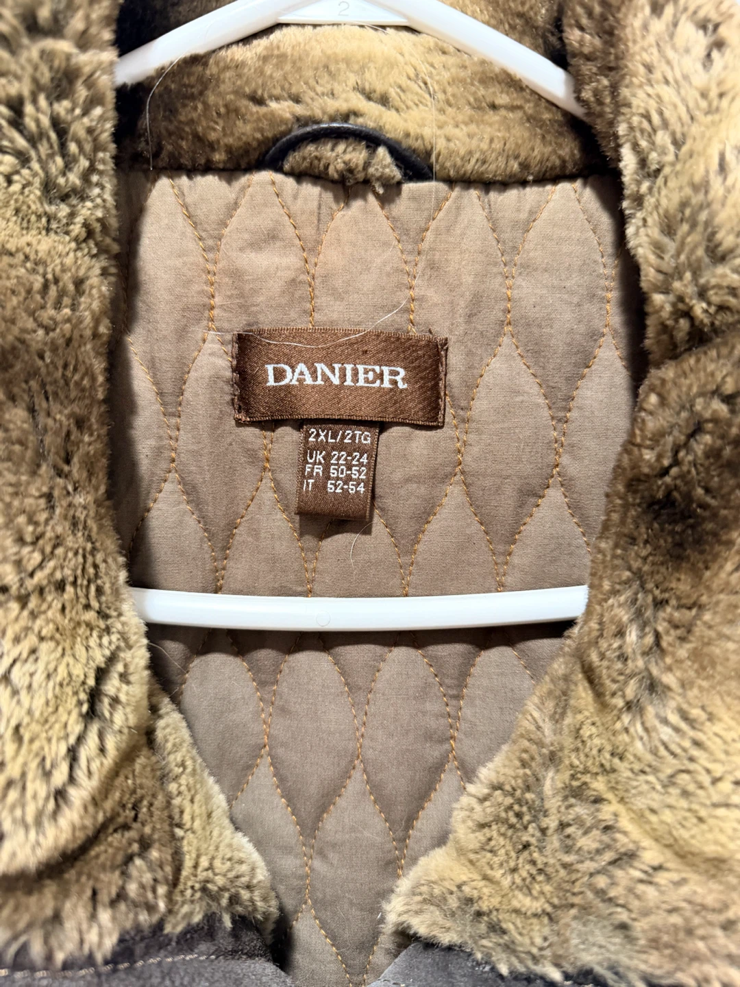 DANIER Brown Leather Jacket with Fur Collar - photo 2