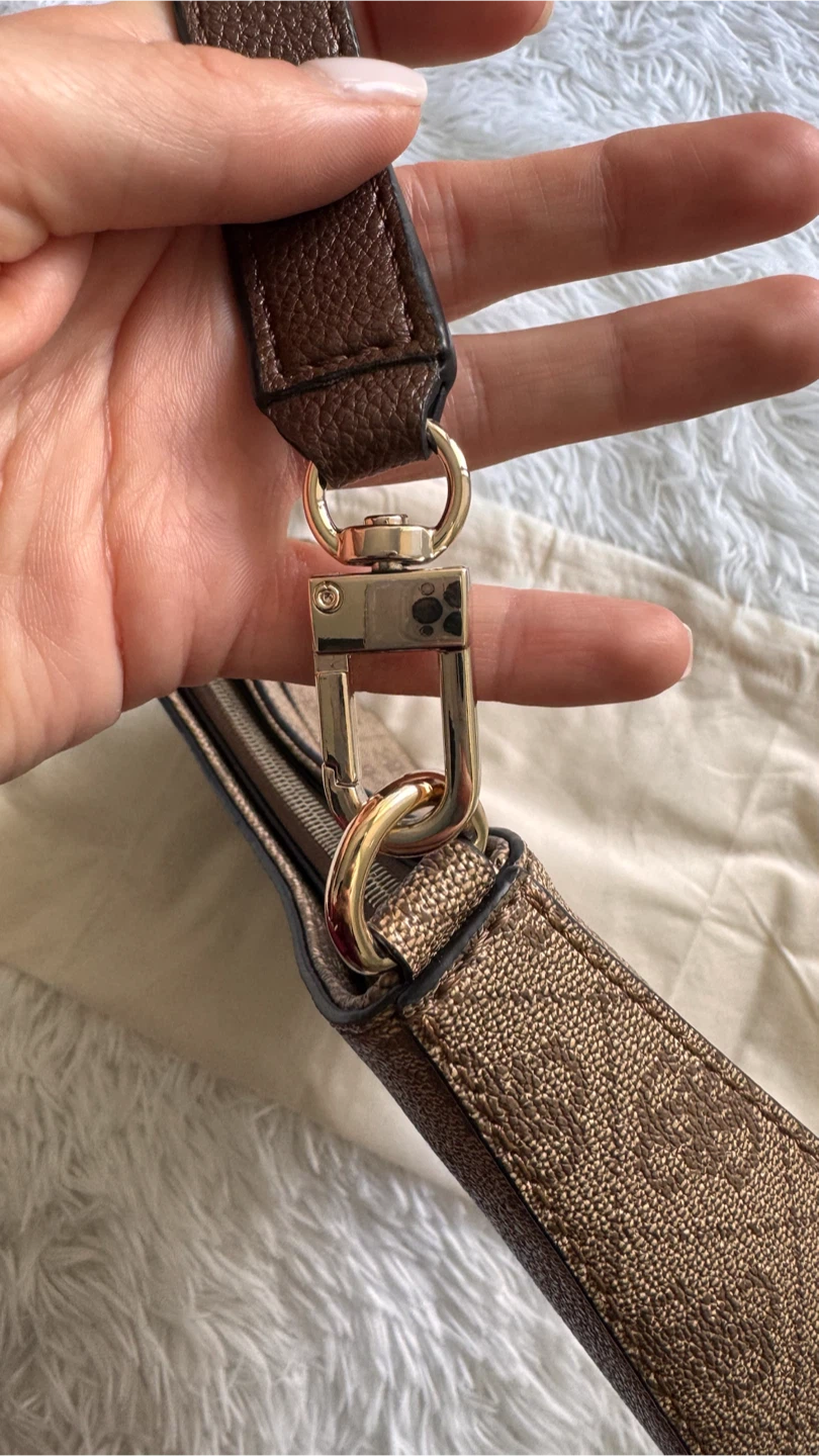 Guess Shoulder Bag - photo 4