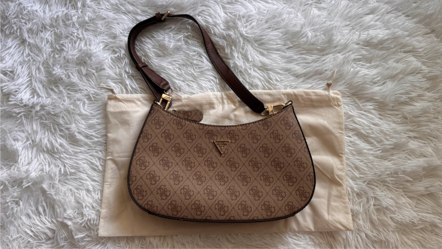 Guess Shoulder Bag