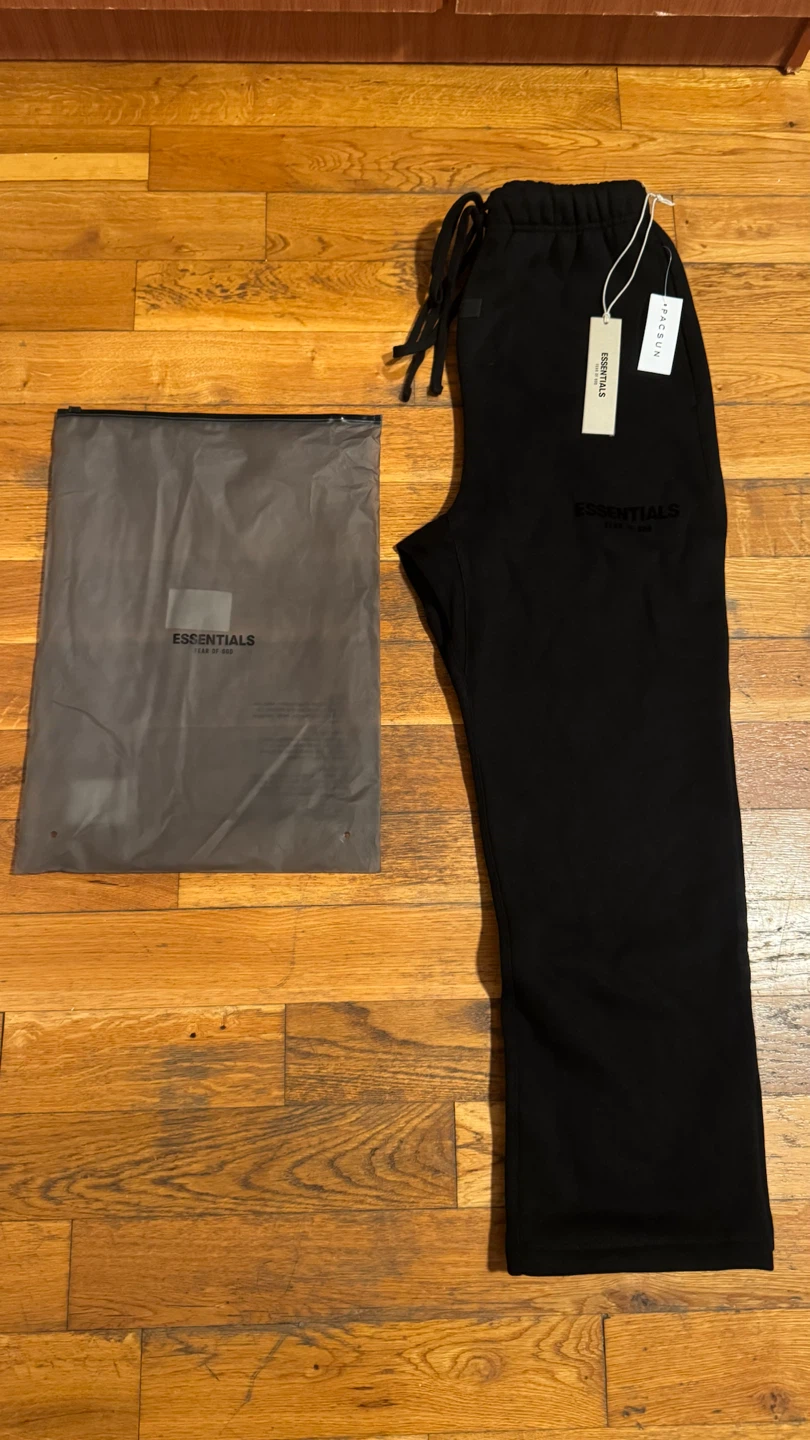 Black Essentials Sweatpants