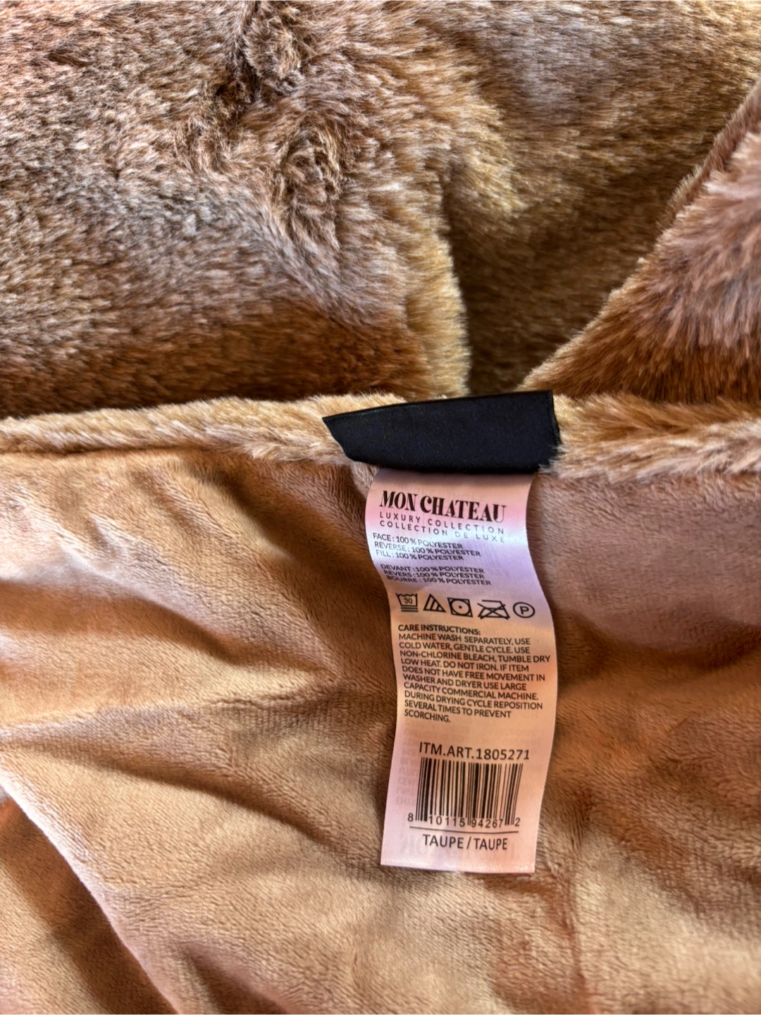 NWOT Mon Chateau Luxury Collection Faux Fur Blanket 98x92in - photo 2