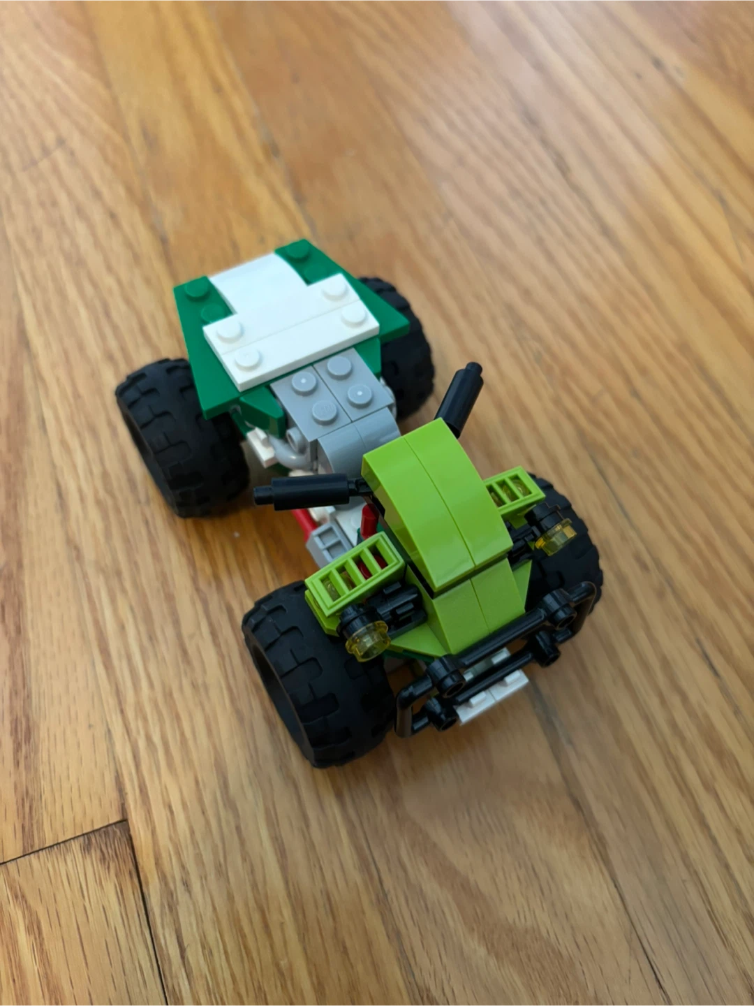 LEGO Creator 31123 Monster Buggy - photo 2