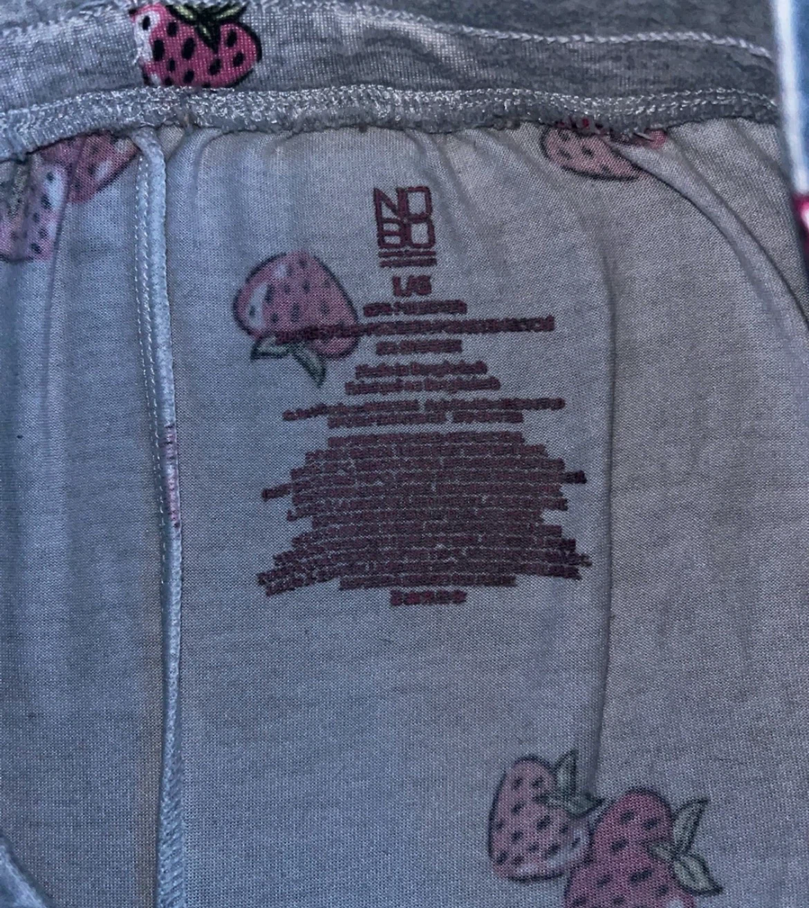 No Boundaries Grey Strawberry Pajama Pants - photo 2