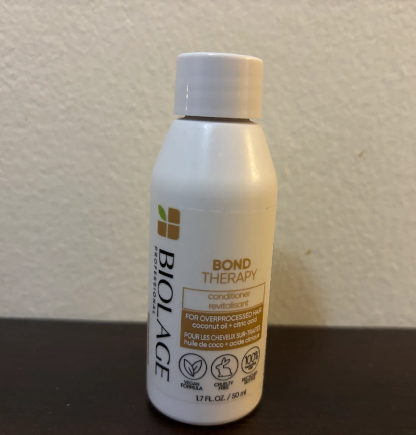 NEW-CLEARANCE-Biolage Bond Therapy Conditioner