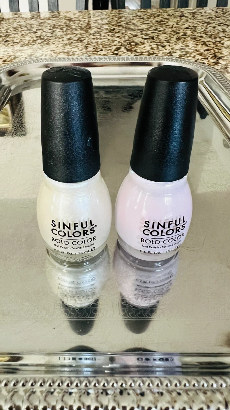 2 nail polish in neutral colours