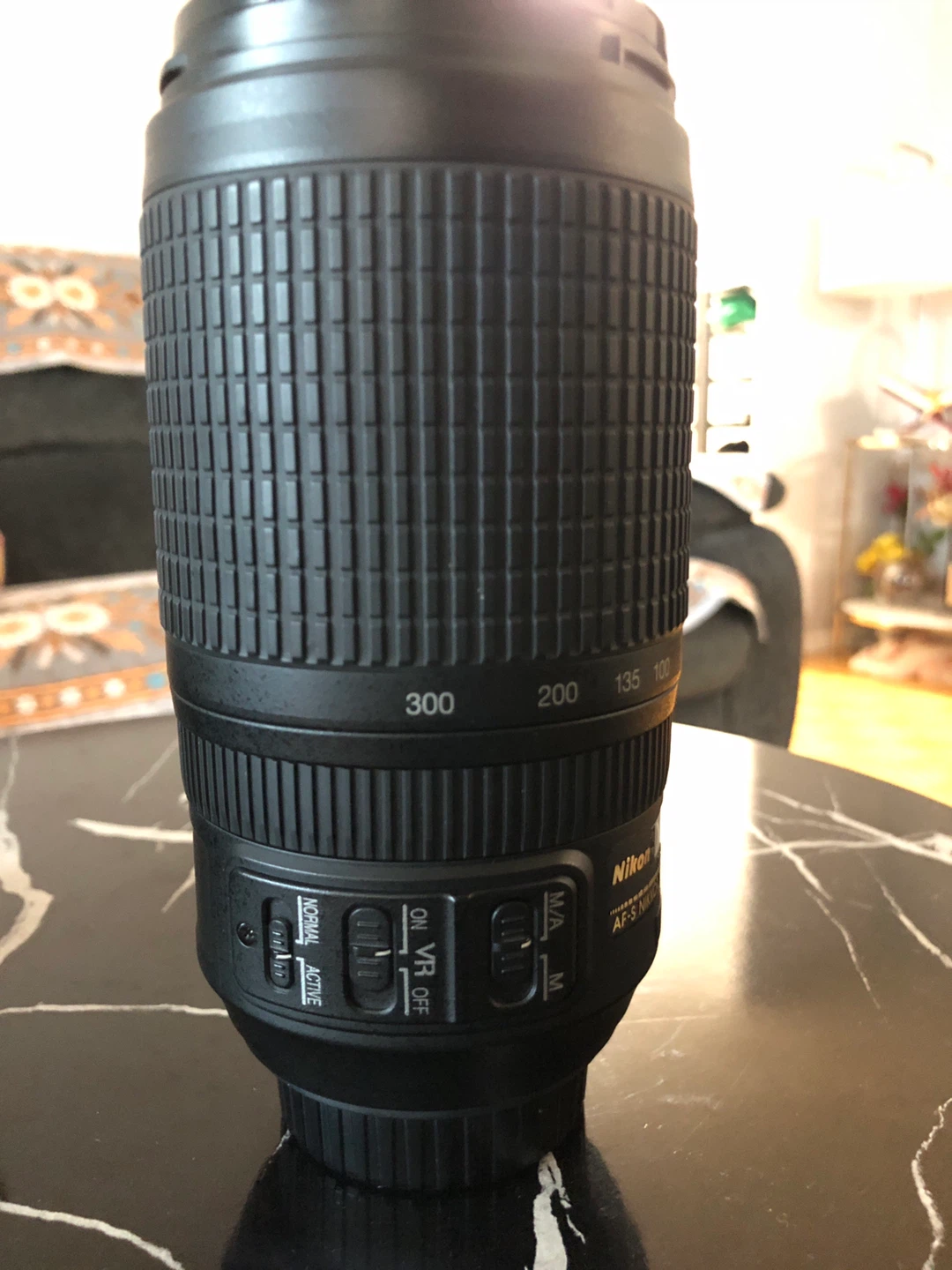 Nikon AF-S NIKKOR ED VR 70-300mm f/4.5-5.6G Lens - photo 2